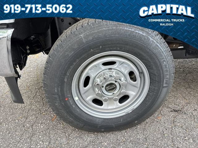 New 2026 Ford F350 XL w/ XL Chrome Package image 12