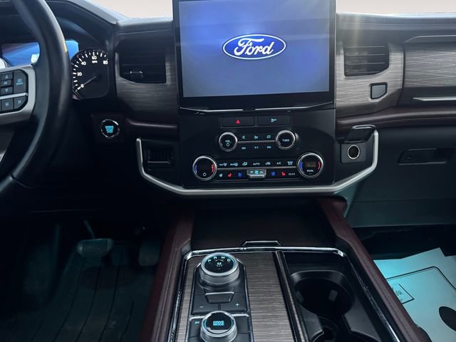 Used 2022 Ford Expedition Limited AWD/4WD image 11