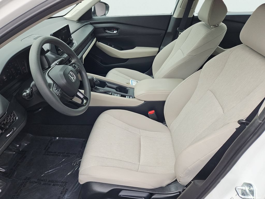 Used 2023 Honda Accord LX image 26