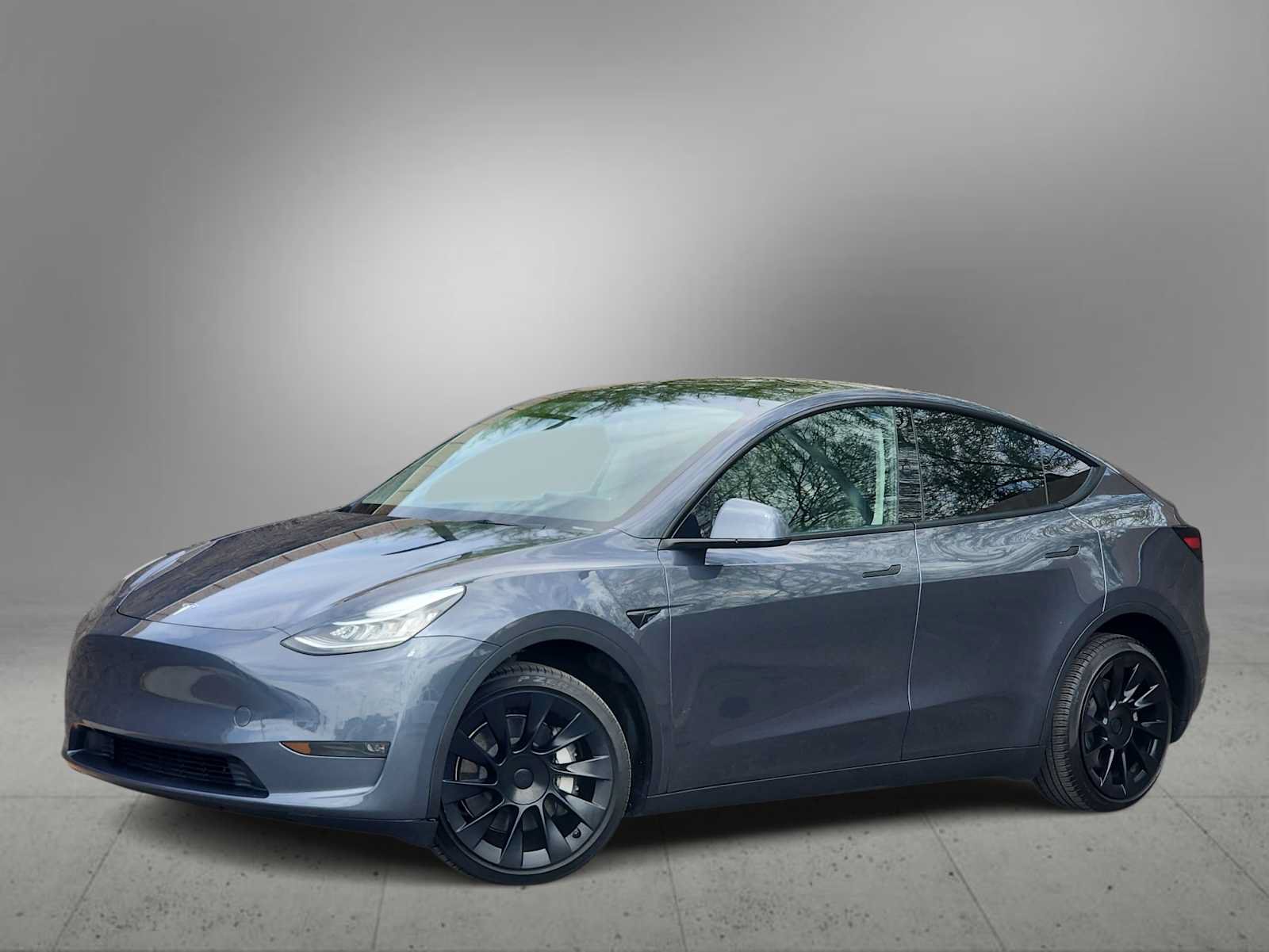 Used 2023 Tesla Model Y Long Range AWD/4WD image 1