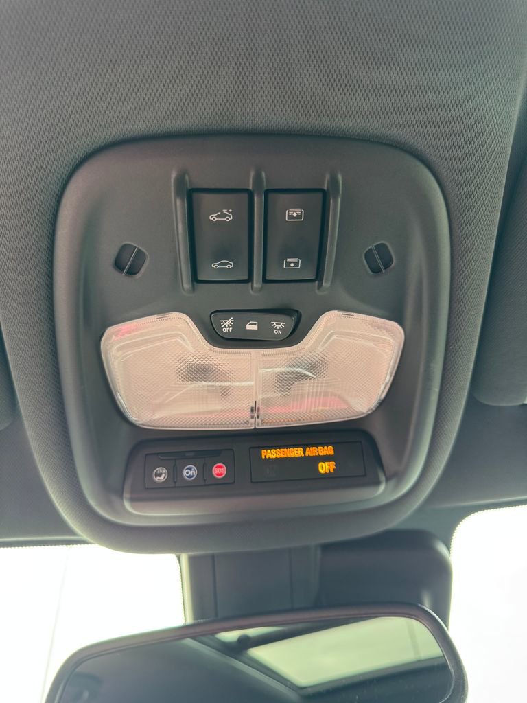 Used 2023 Chevrolet TrailBlazer RS w/ Sun and Liftgate Package image 29