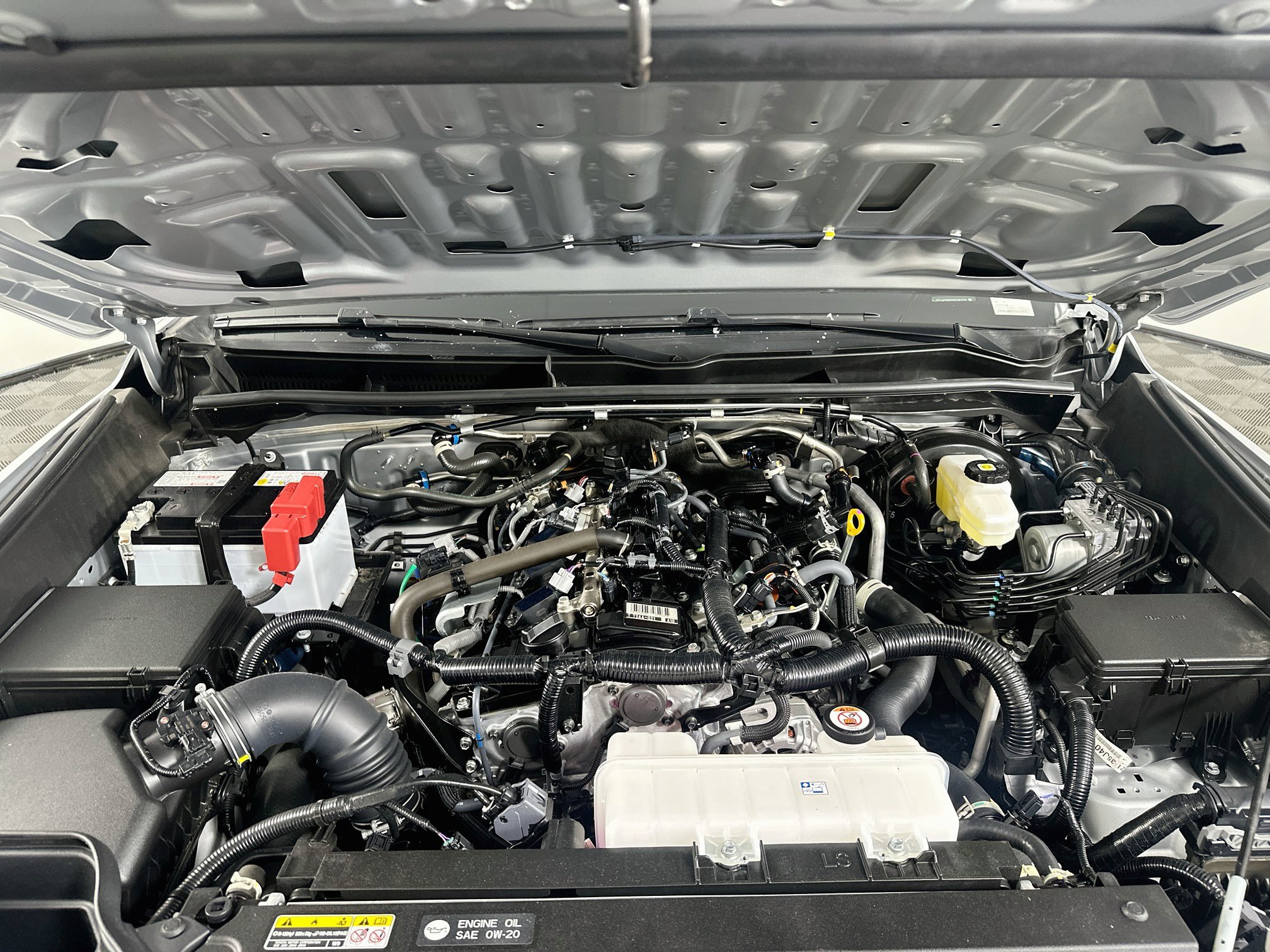 Used 2025 Toyota 4Runner SR5 AWD/4WD image 34