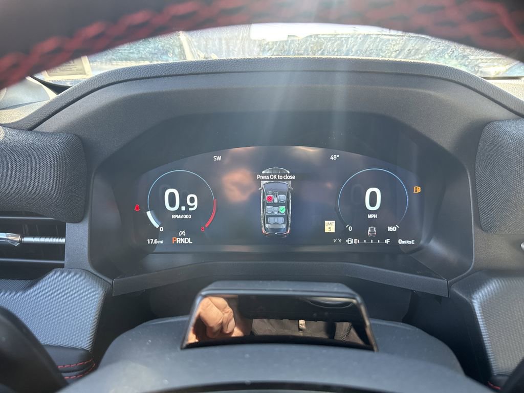 Used 2026 Ford Explorer ST-Line w/ ST-Line Street Pack image 16