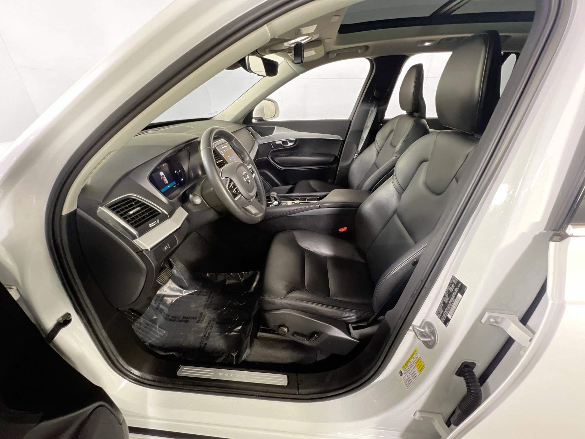 Used 2023 Volvo XC90 B5 Core w/ Protection Package Premier AWD/4WD image 21