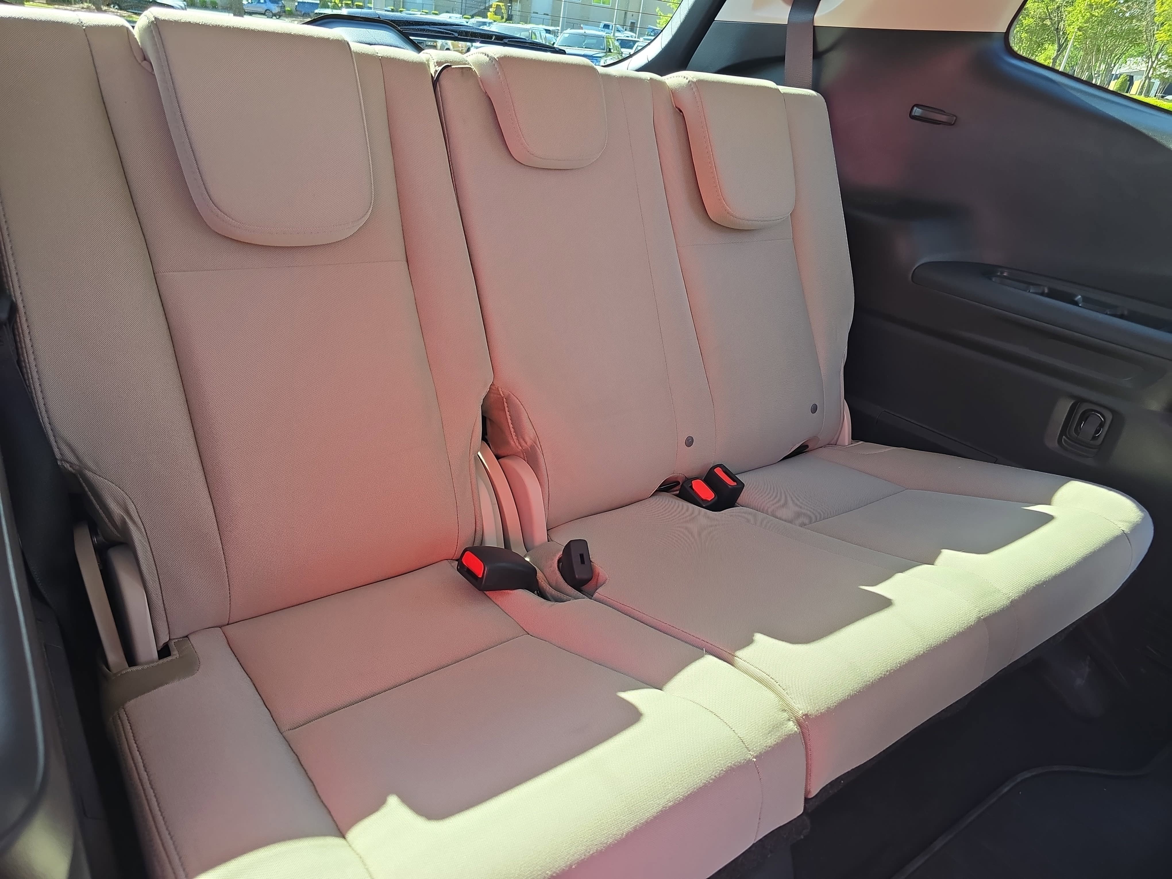 Used 2023 Subaru Ascent Premium w/ Convenience Package image 12