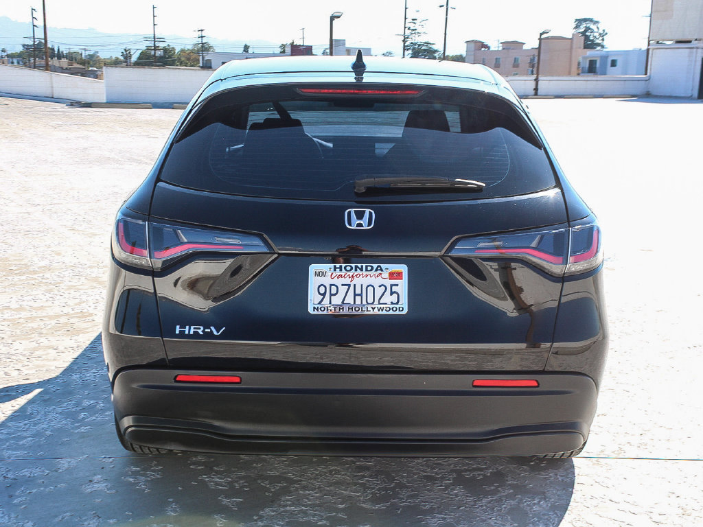 Certified 2025 Honda HR-V LX image 5