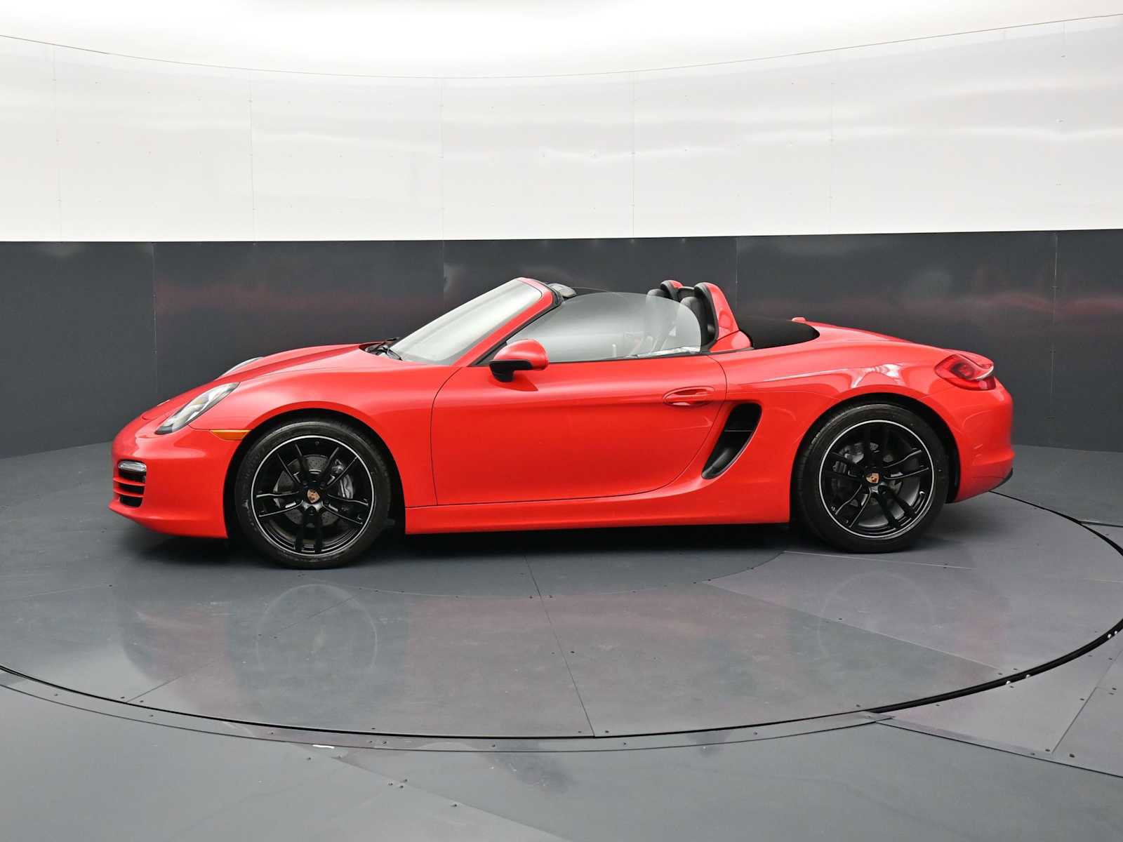 Certified 2014 Porsche Boxster RWD image 2