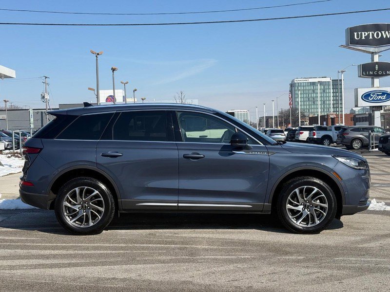 Certified 2022 Lincoln Corsair FWD w/ Equipment Group 101A image 2