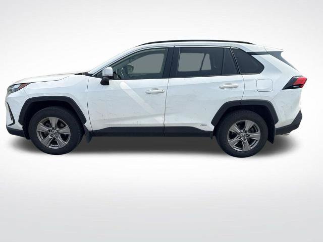 Used 2025 Toyota RAV4 XLE w/ Convenience Package AWD/4WD image 2