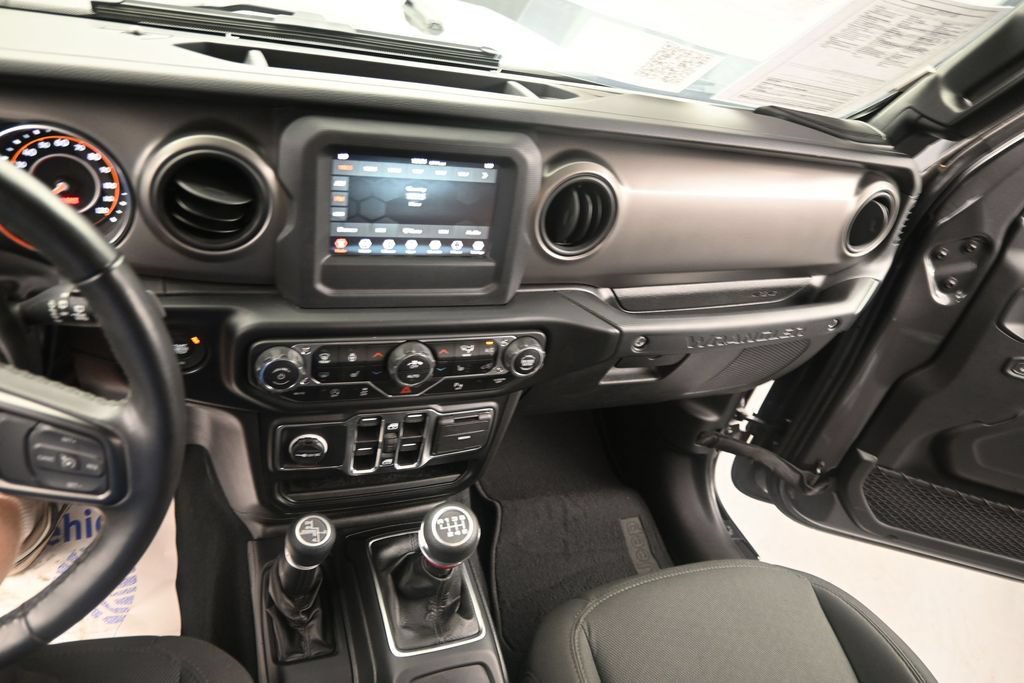 Used 2022 Jeep Wrangler Unlimited Sport AWD/4WD image 24