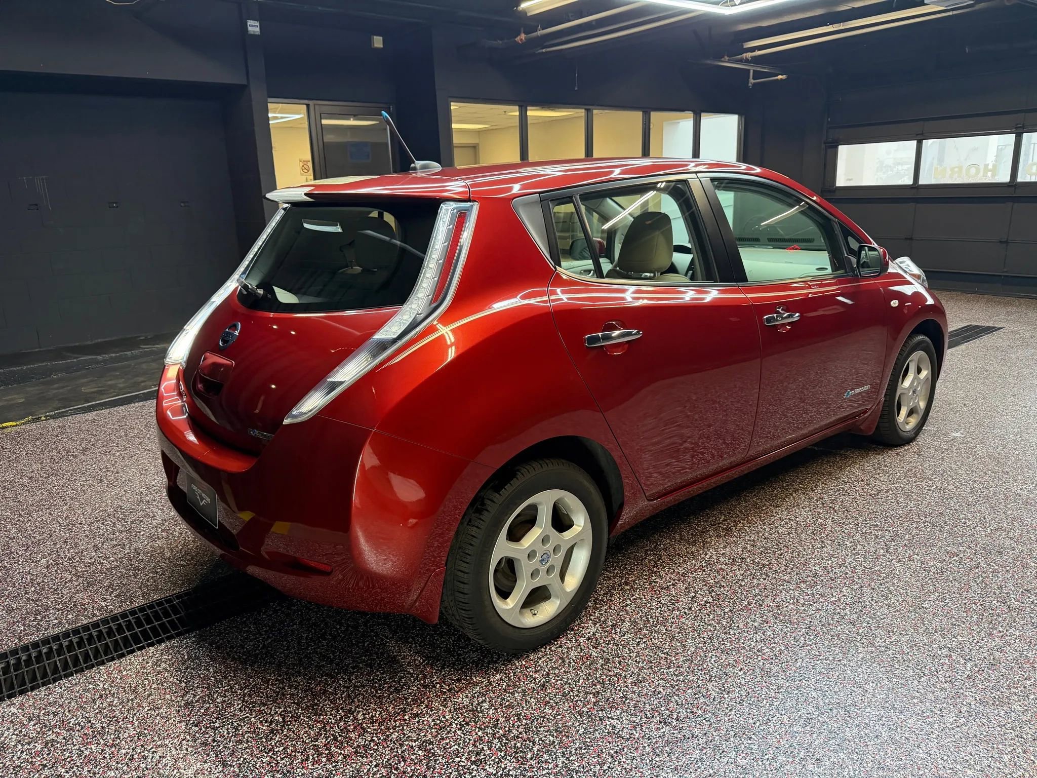 Used 2012 Nissan Leaf SL image 5