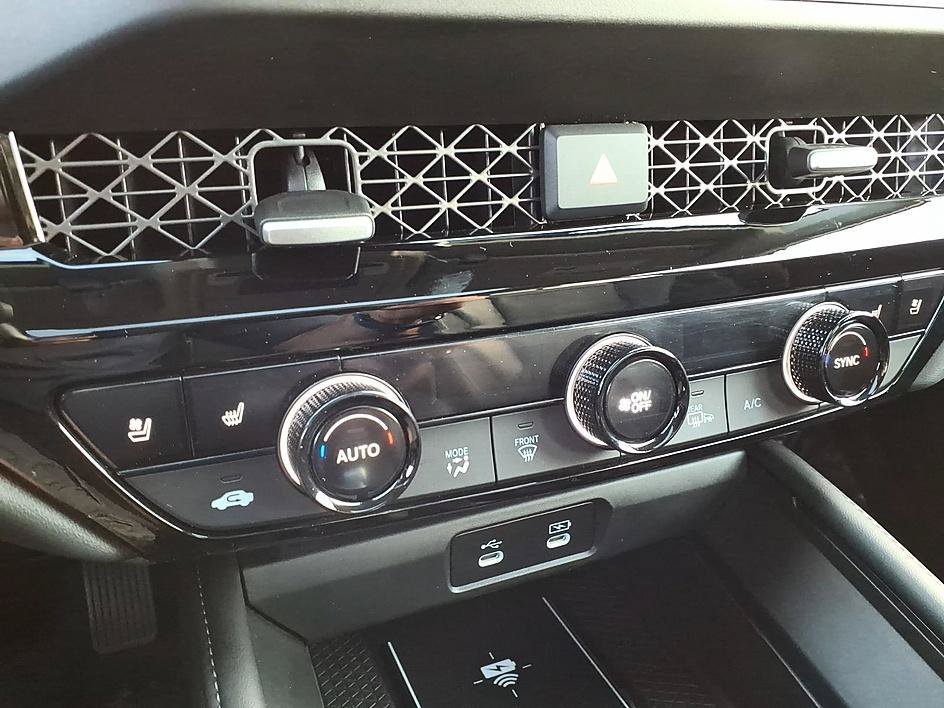 Certified 2023 Honda Accord Touring image 28