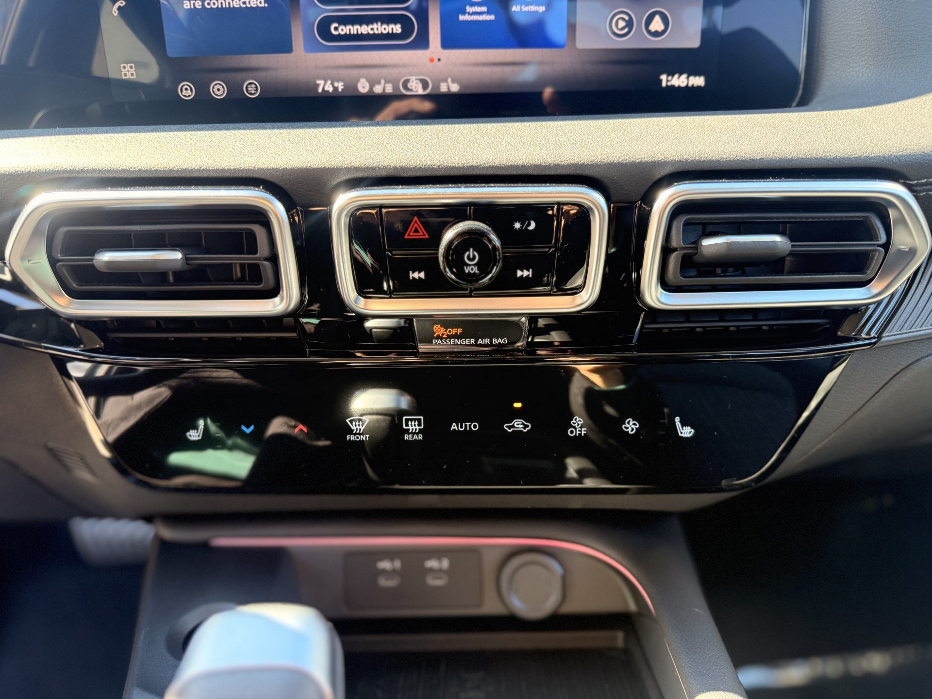 New 2026 Nissan Sentra SV w/ SV Convenience Package FWD image 10