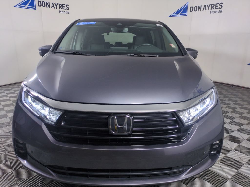 Certified 2024 Honda Odyssey Touring image 12