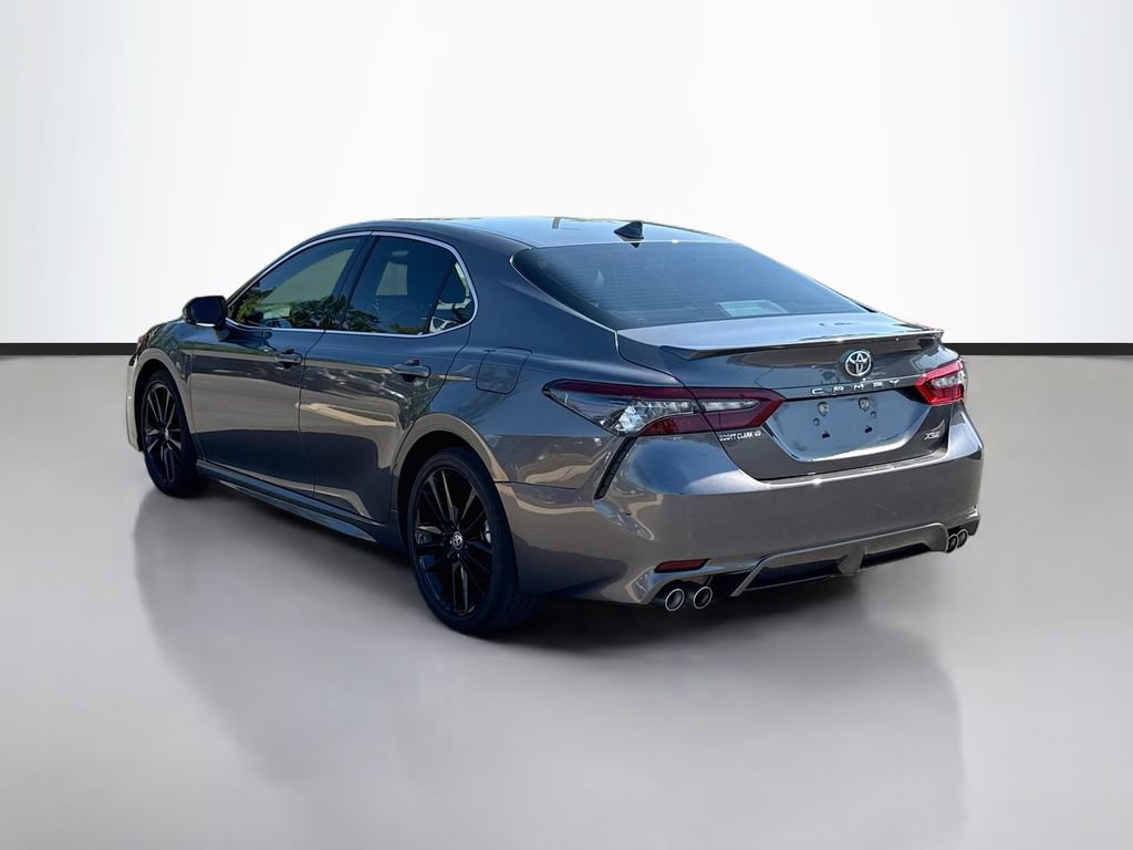 Used 2024 Toyota Camry XSE FWD image 5