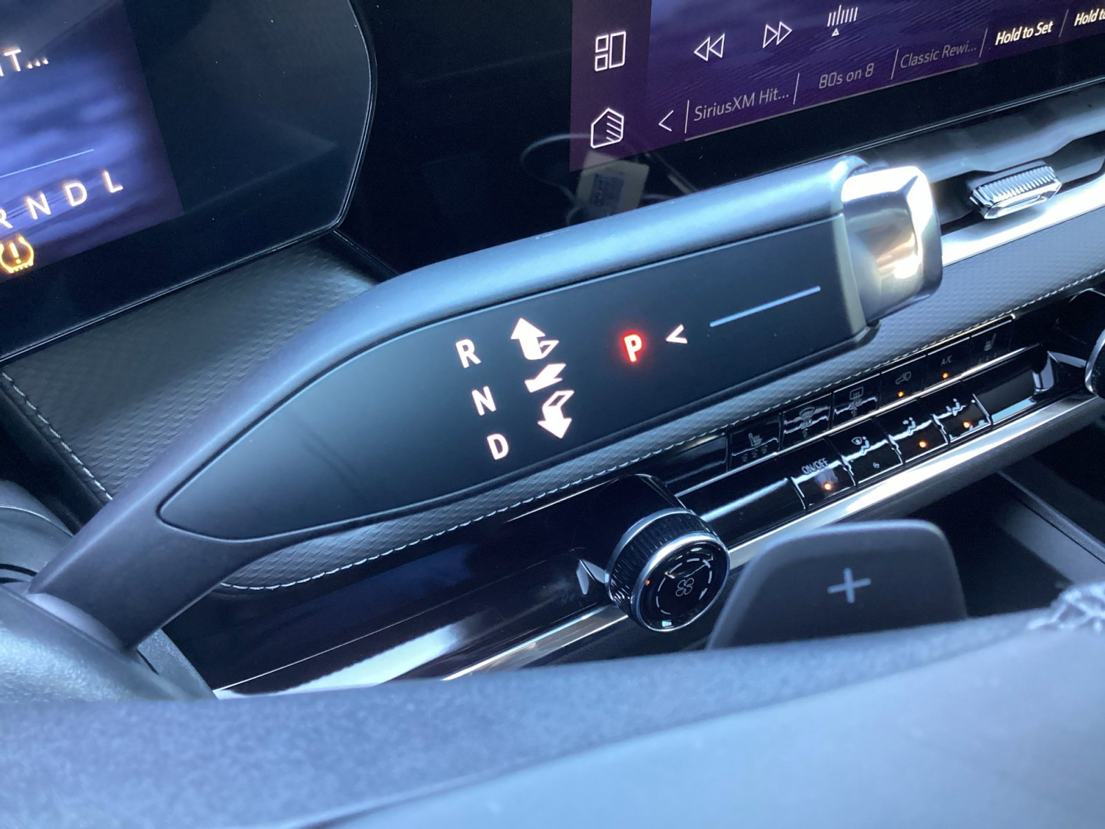 Used 2025 Chevrolet Equinox LT w/ Safety and Technology Package image 26