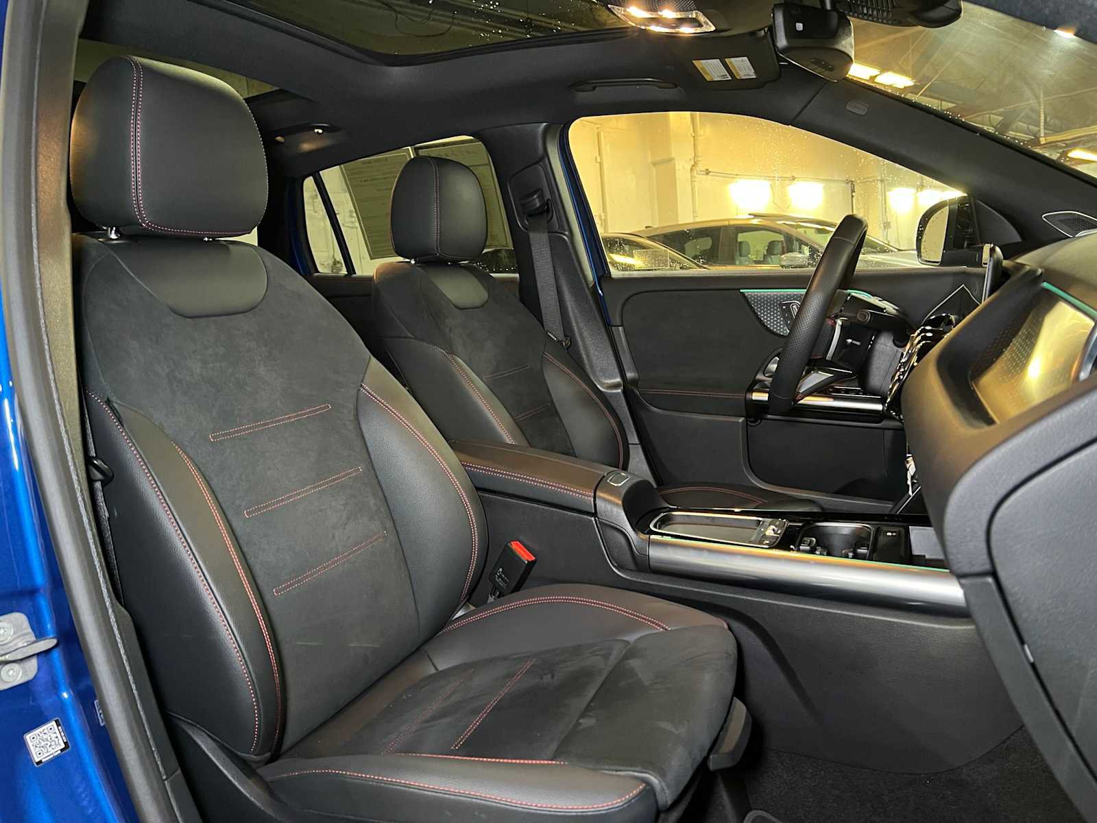 Used 2025 Mercedes-Benz GLA 250 4MATIC image 14