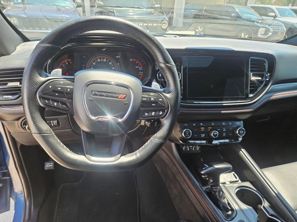 Used 2025 Dodge Durango GT AWD/4WD image 17