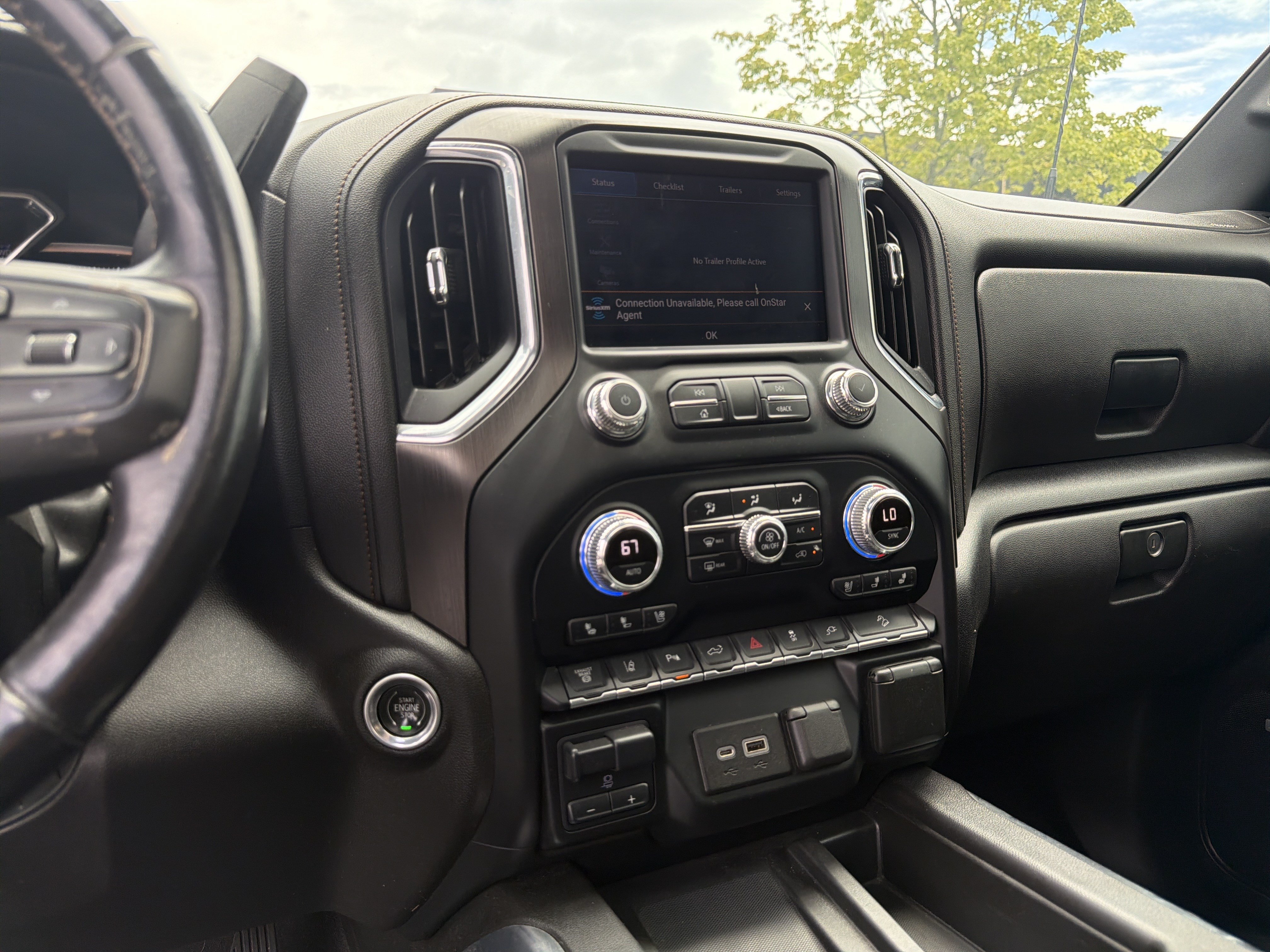 Used 2022 GMC Sierra 2500 AT4 w/ AT4 Premium Plus Package AWD/4WD image 32
