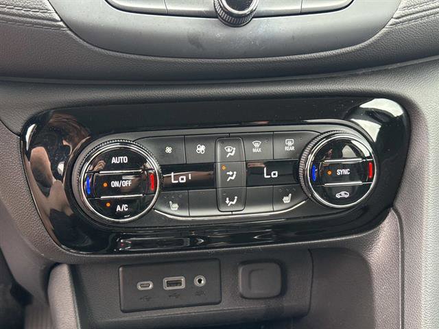 Used 2022 Buick Encore GX Select w/ Sport Touring Package image 20