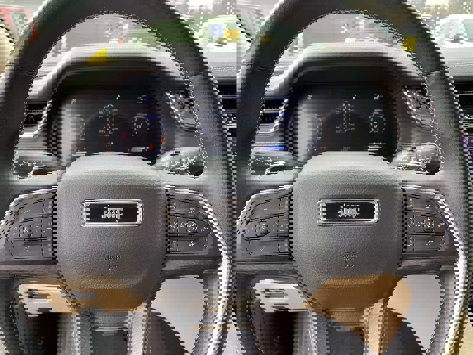 Certified 2022 Jeep Grand Cherokee L Limited image 15