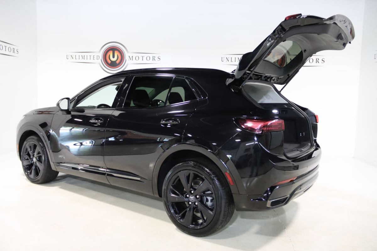Used 2025 Buick Envision Sport Touring AWD/4WD image 36