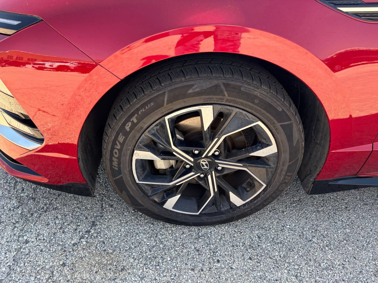 Used 2025 Hyundai Sonata SEL FWD image 29