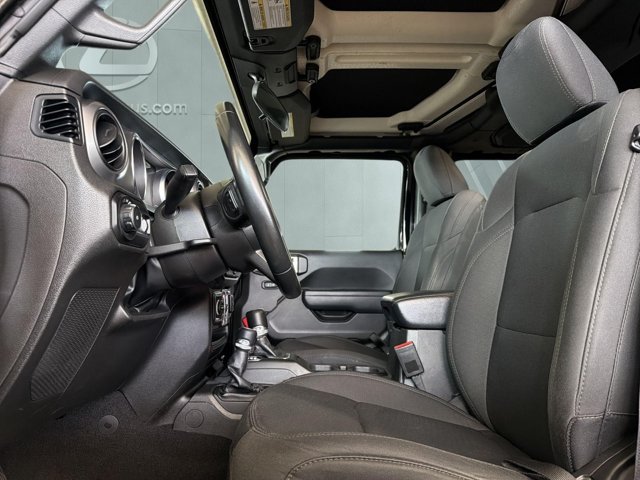 Used 2022 Jeep Wrangler Unlimited Sport AWD/4WD image 7