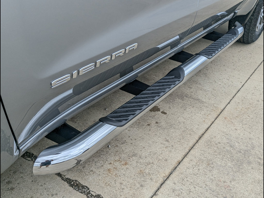 New 2026 GMC Sierra 1500 SLE w/ X31 Off-Road Package AWD/4WD image 12