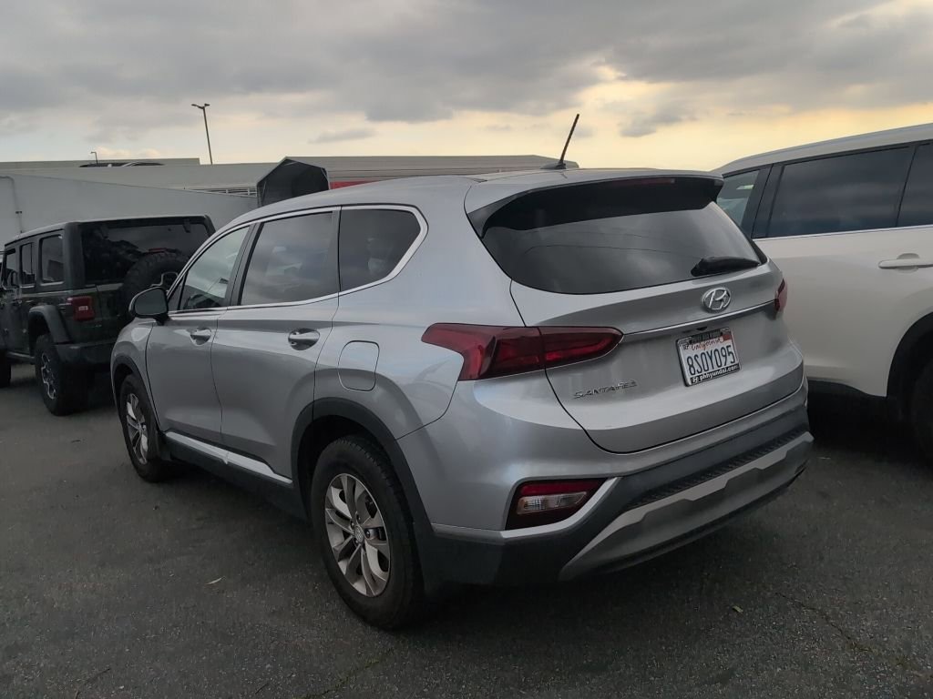 Used 2020 Hyundai Santa Fe SE image 6