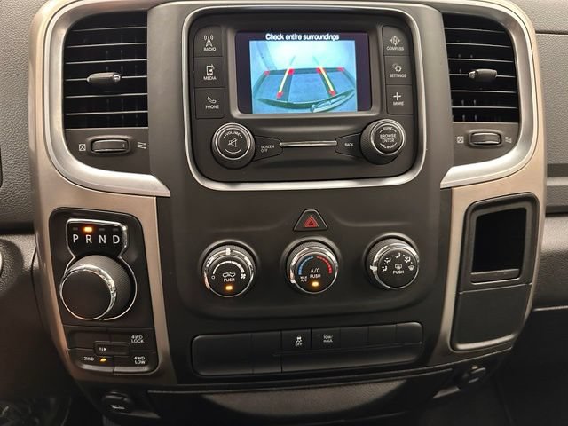 Used 2019 RAM 1500 Classic SLT AWD/4WD image 9