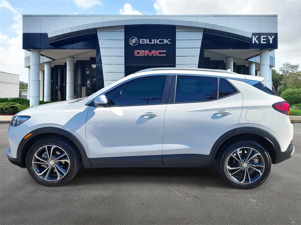 Certified 2023 Buick Encore GX Select image 3