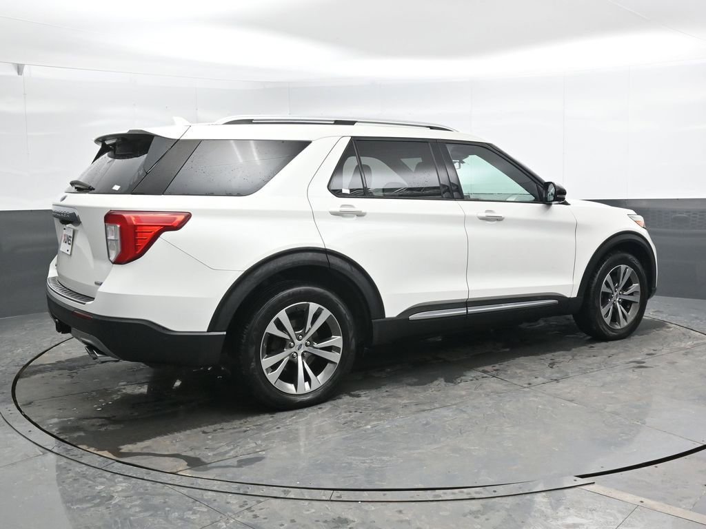 Used 2020 Ford Explorer Platinum image 3