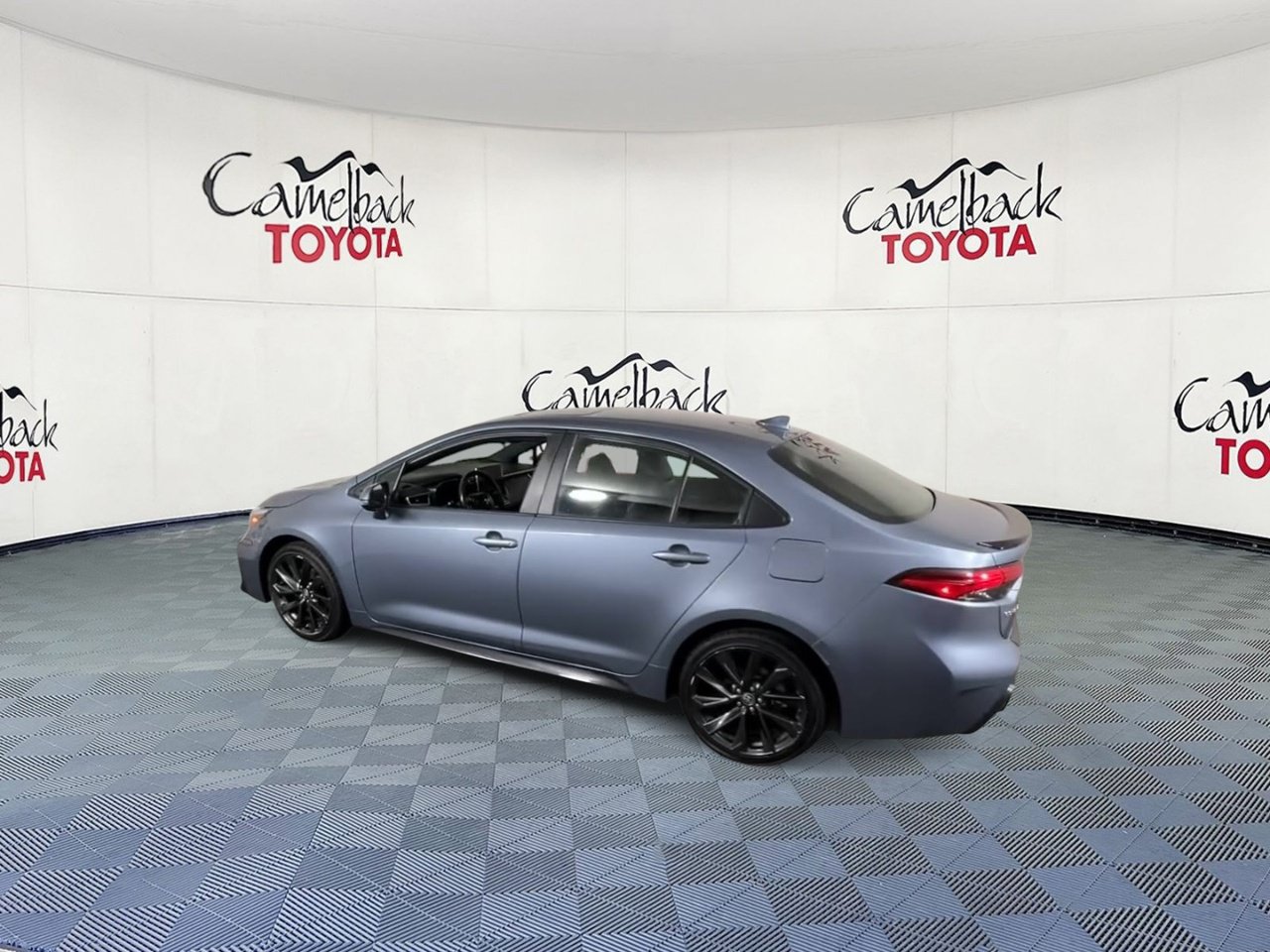 Used 2024 Toyota Corolla XSE FWD image 8