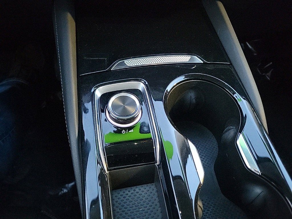 Used 2025 Buick Envision Preferred image 11