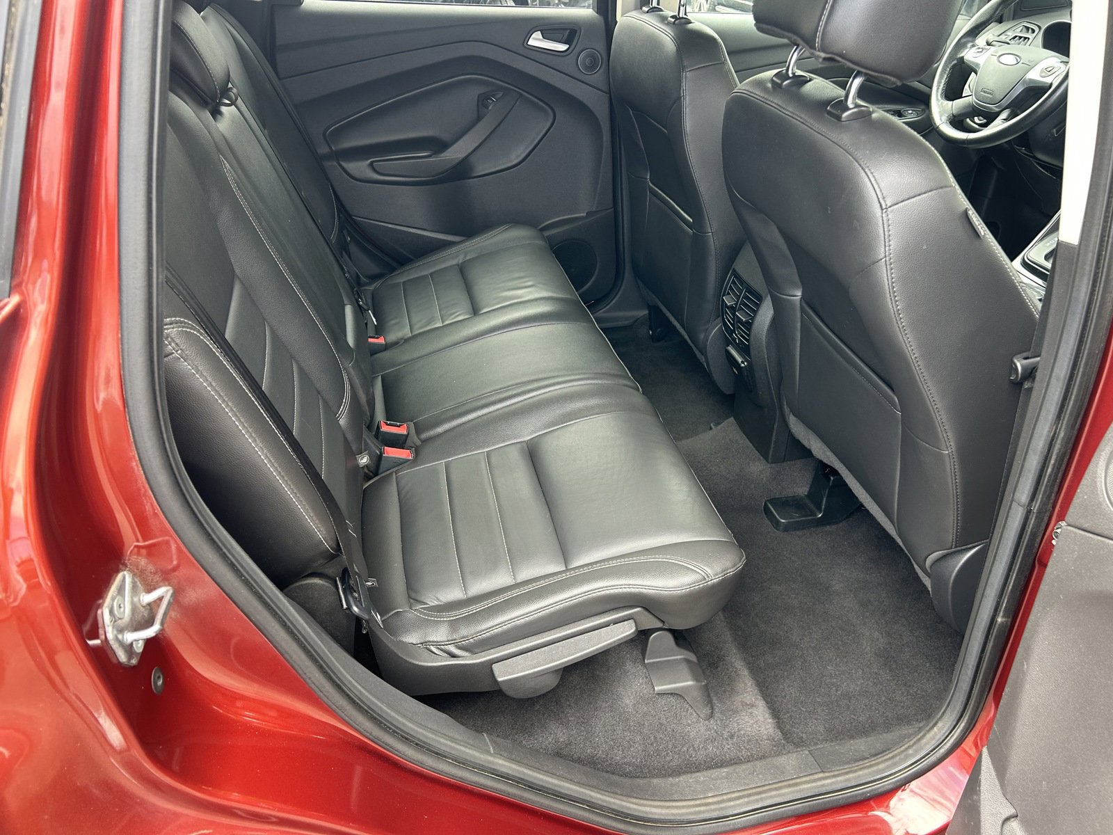 Used 2015 Ford Escape Titanium AWD/4WD image 20