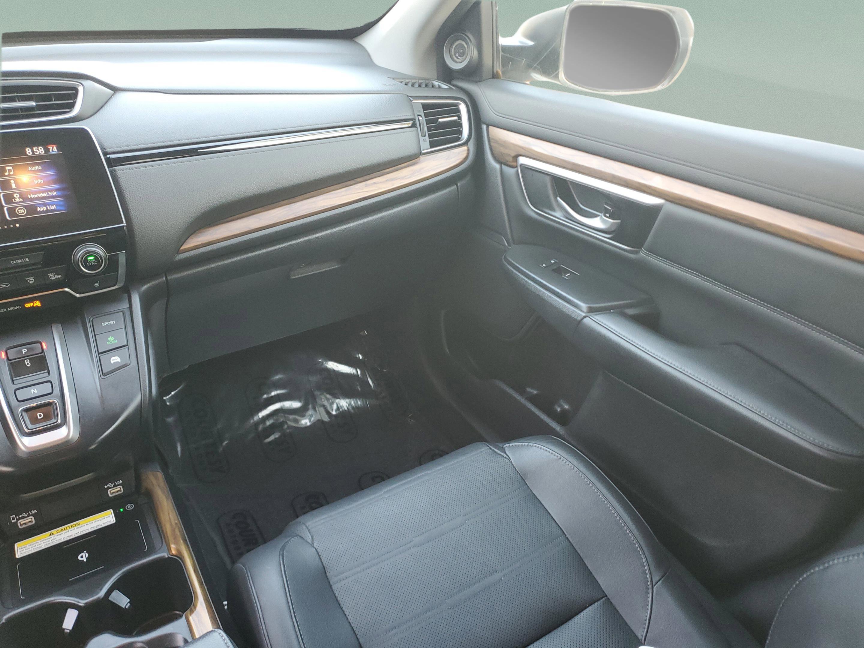 Used 2020 Honda CR-V Touring image 17