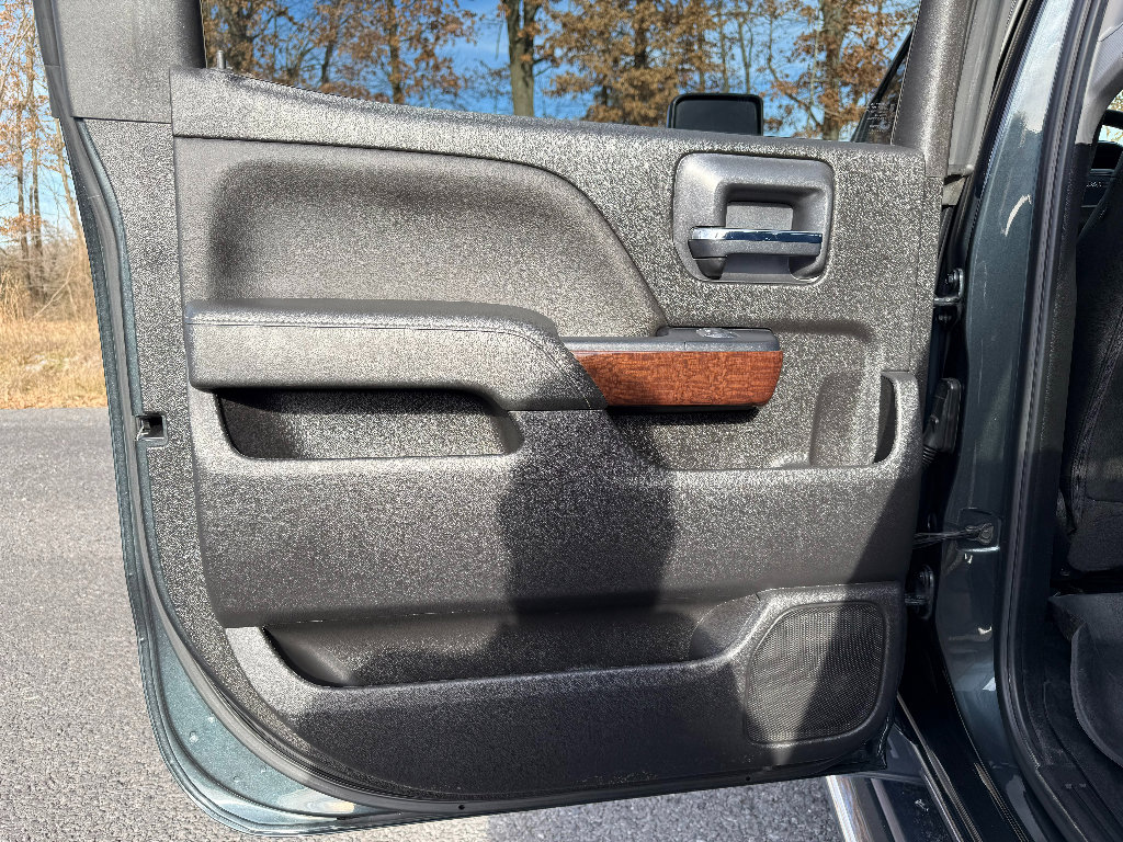 Used 2019 GMC Sierra 2500 SLT image 26