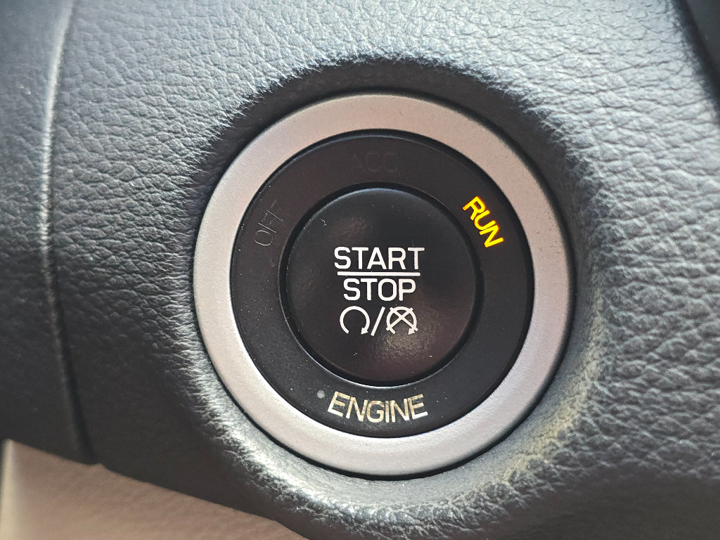 Used 2016 Chrysler 200 Limited w/ Convenience Group FWD image 22