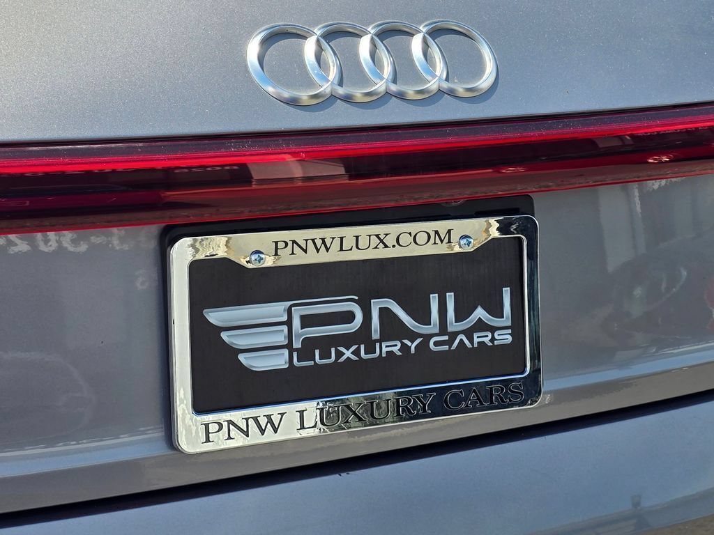 Used 2021 Audi e-tron Premium w/ Convenience Plus Package AWD/4WD image 14