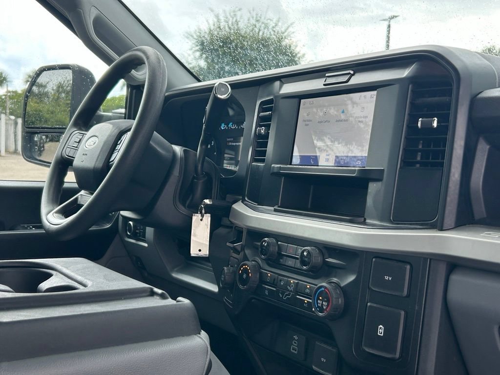 Used 2025 Ford F450 XL AWD/4WD image 27