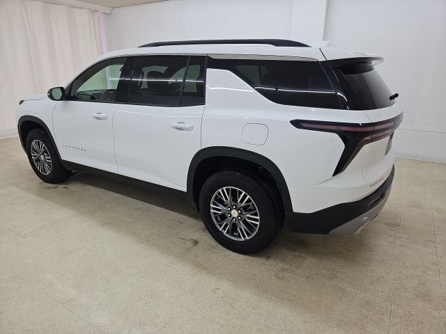 Used 2025 Chevrolet Traverse LT image 21