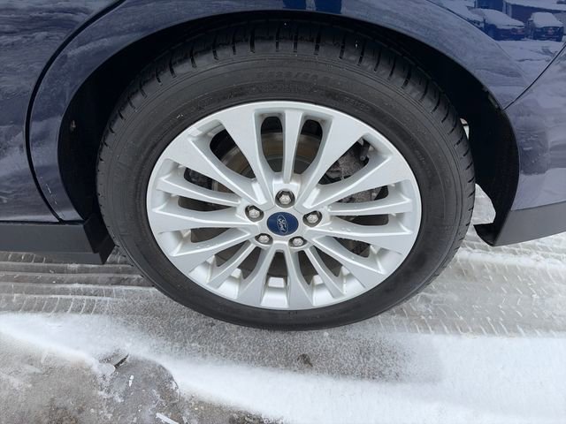 Used 2017 Ford C-MAX SE image 14