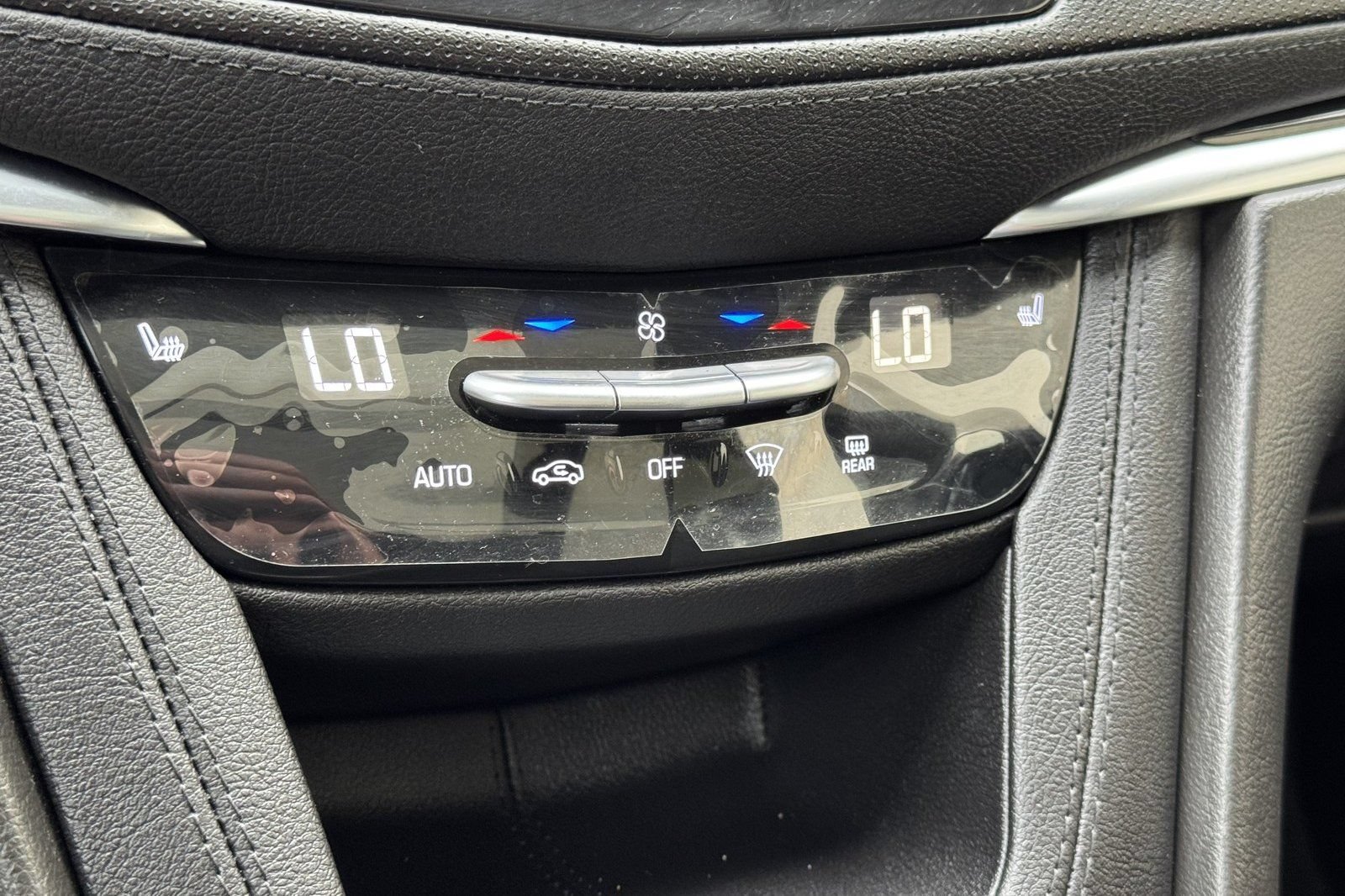 Used 2025 Cadillac XT5 Premium Luxury AWD/4WD image 24