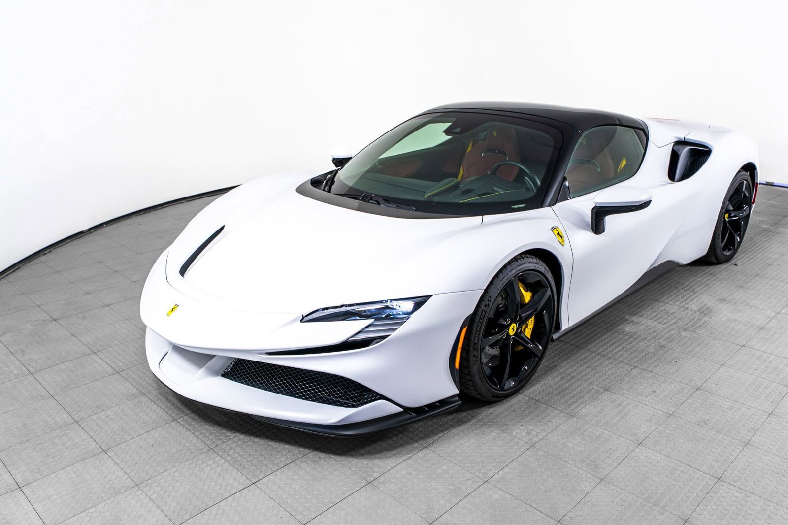 Certified 2024 Ferrari SF90 Spider AWD/4WD image 14
