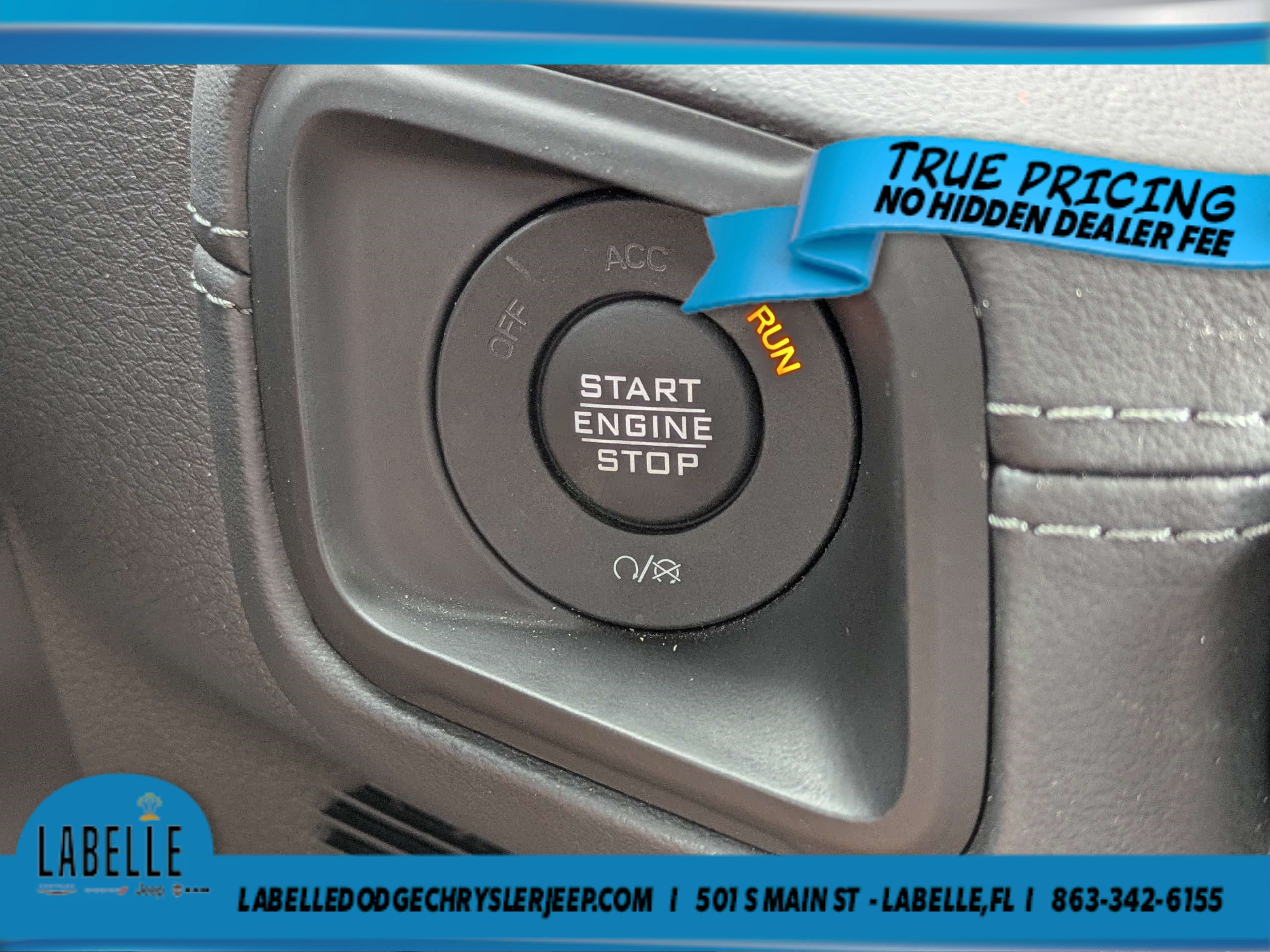 Used 2026 Jeep Wrangler Unlimited Sahara AWD/4WD image 23
