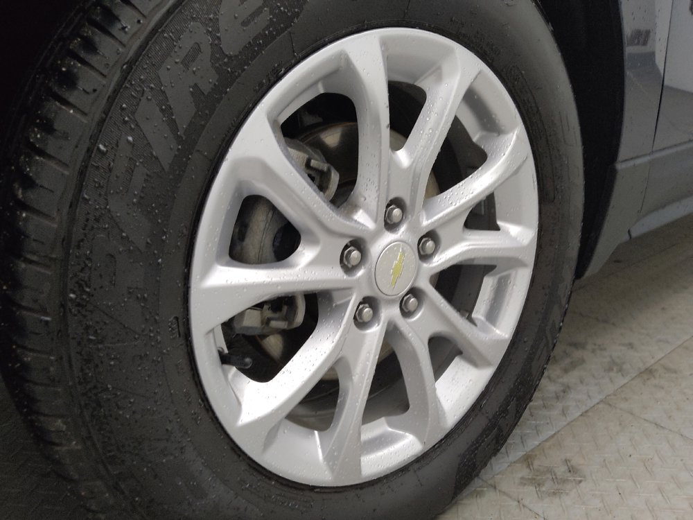 Used 2018 Chevrolet Equinox LS image 31