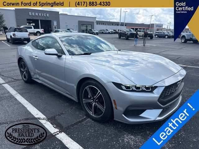 Used 2024 Ford Mustang Premium RWD image 4