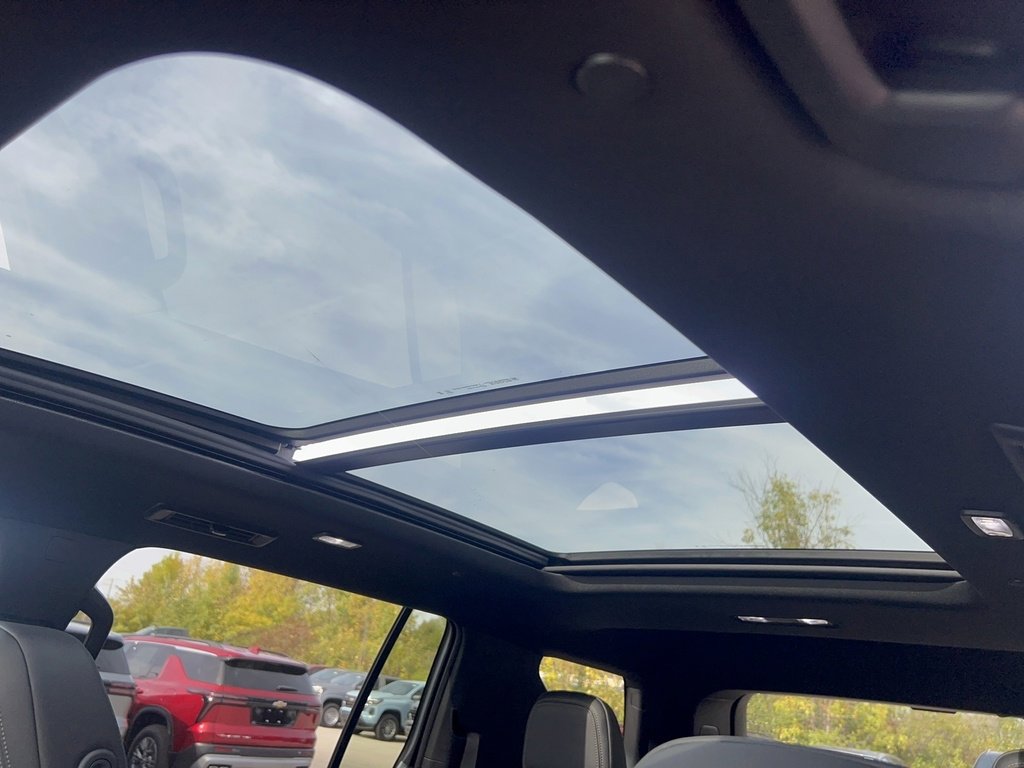 New 2026 Chevrolet Traverse High Country image 7