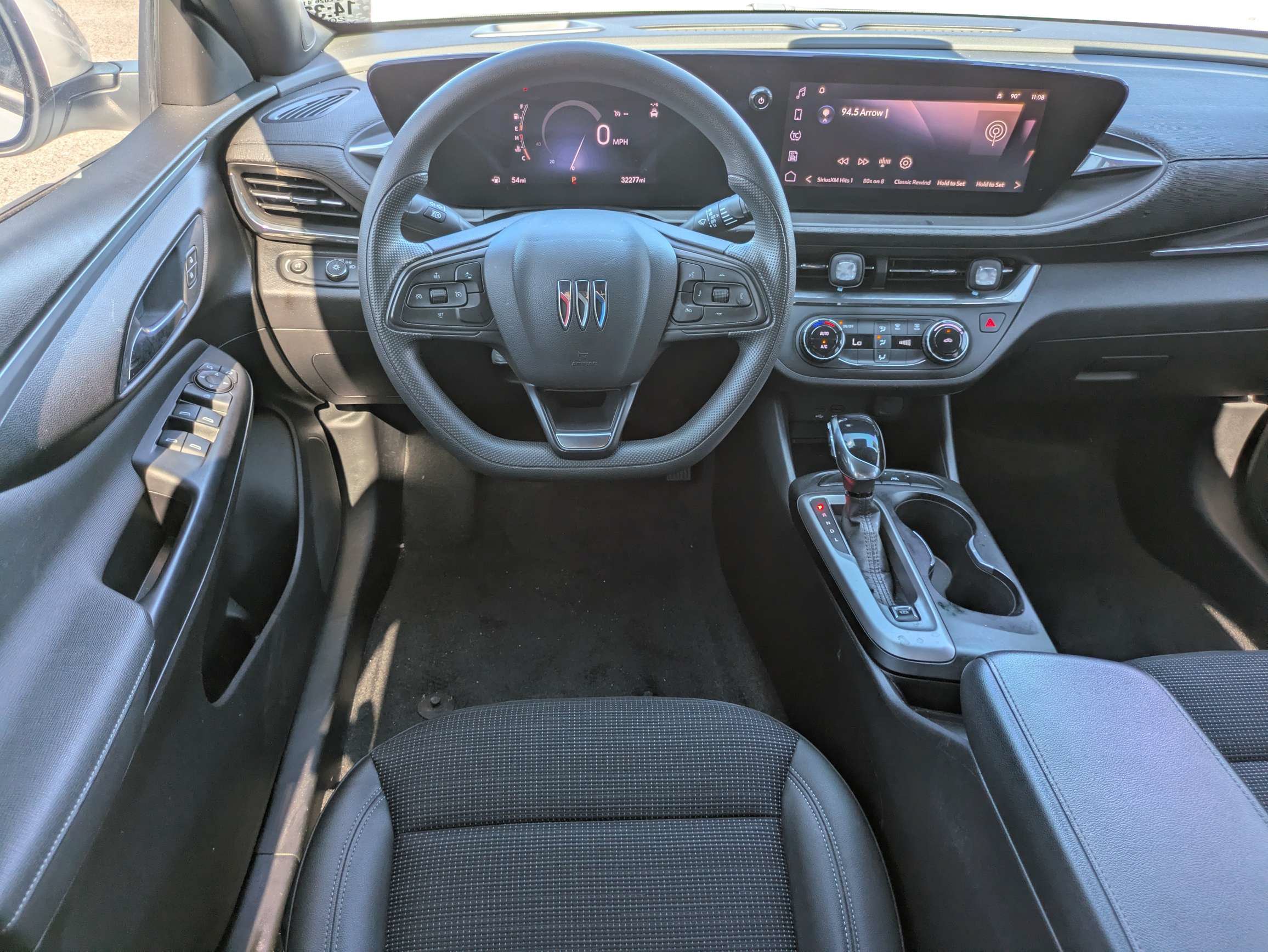 Used 2024 Buick Envista Preferred FWD image 16